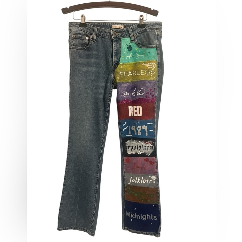 Hand-Painted Levi’s: Taylor Swift Album Tribute Jeans size 13 - Picture 1 of 10
